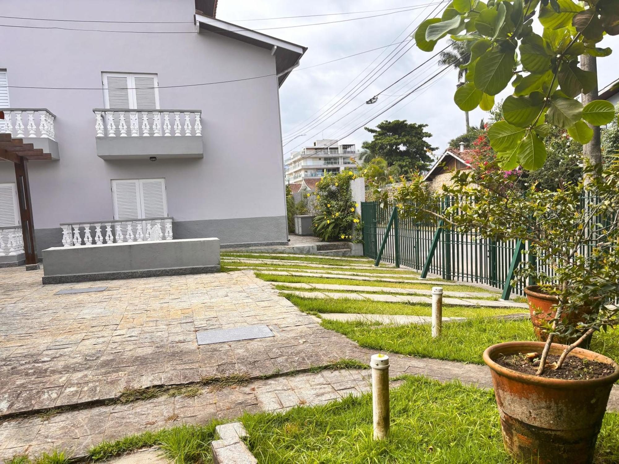 Flat Duplex Localização Espetacular 2 Quadras Da Ubatuba