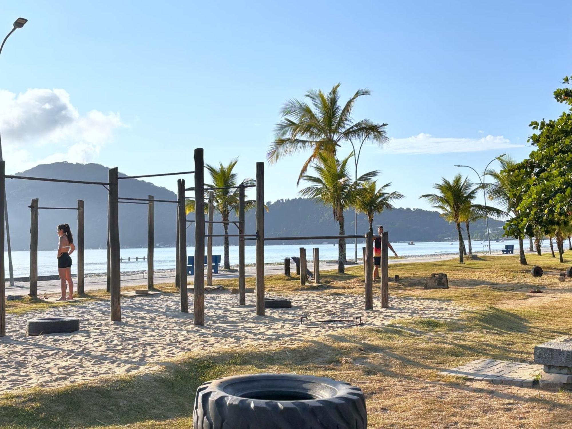 Flat Duplex Localizacao Espetacular 2 Quadras Da Ubatuba